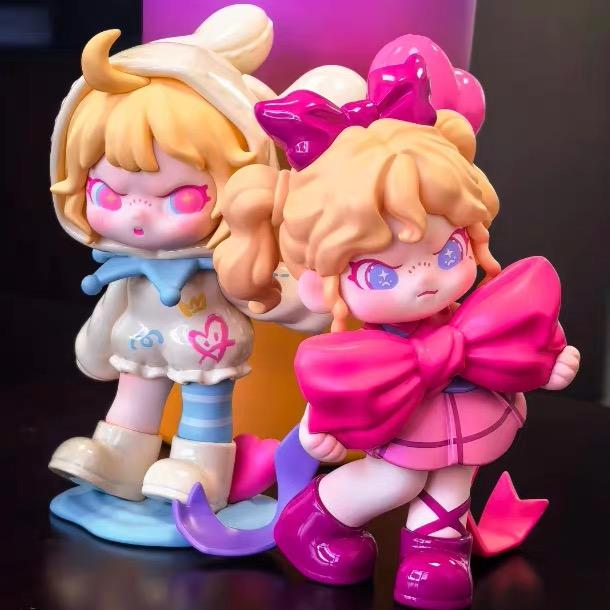 DORA The Wonderful Night Series unbox