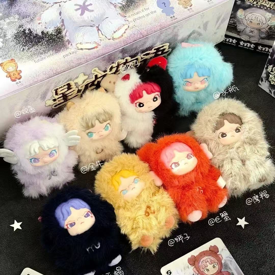 DORA Constellation Monogatari Series Vinyl Plush Unbox