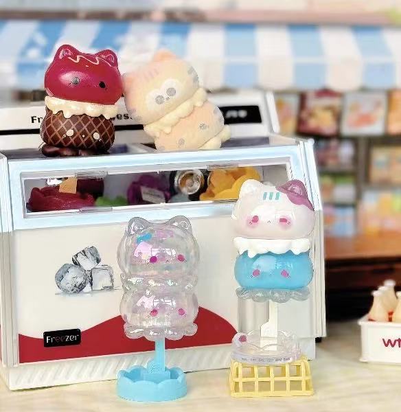 Octcats' ice cream Mini Series Unbag