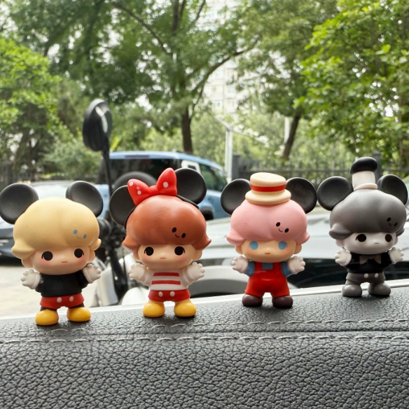 POP BEAN DIMOO World X DSY Classic Series Unbag